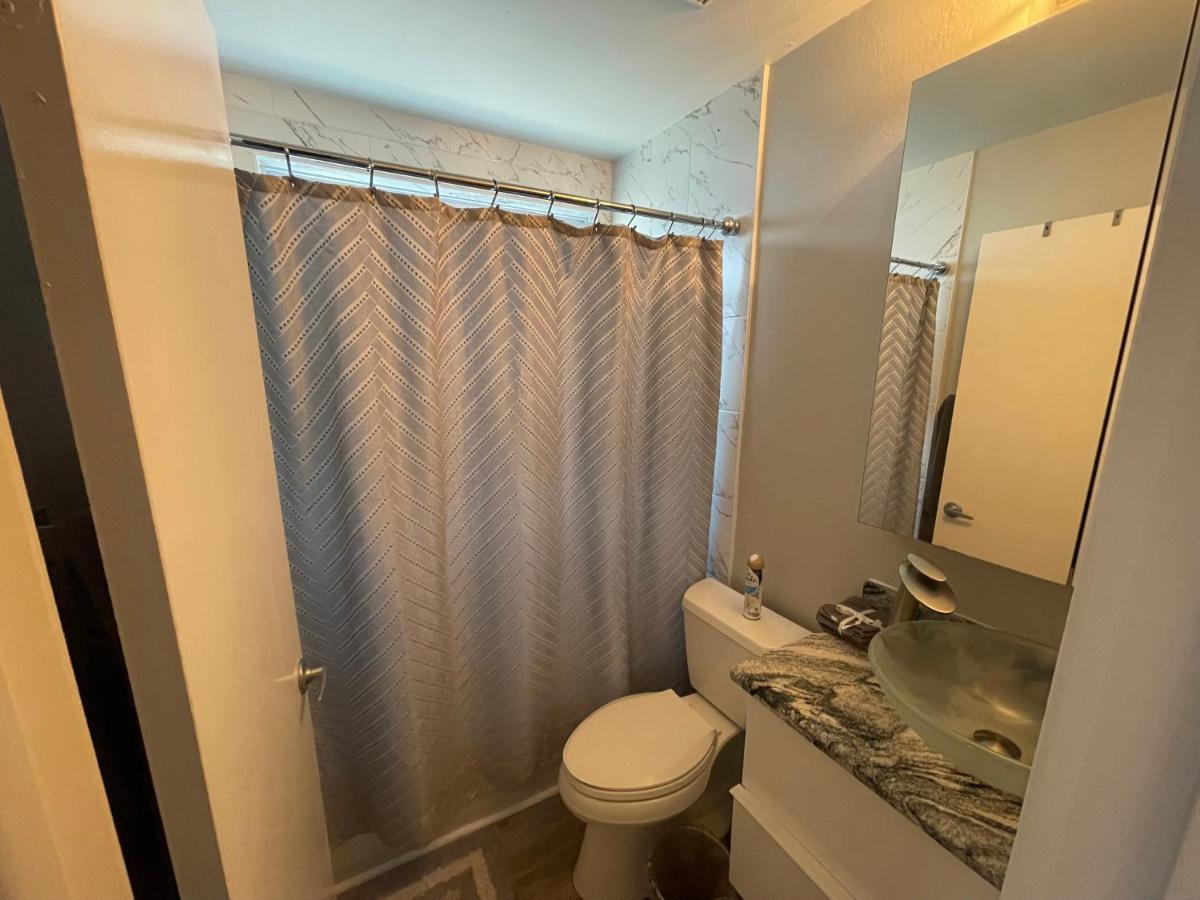 Cozy 3 Bedroom Home Close To Everything In Tampa! المظهر الخارجي الصورة