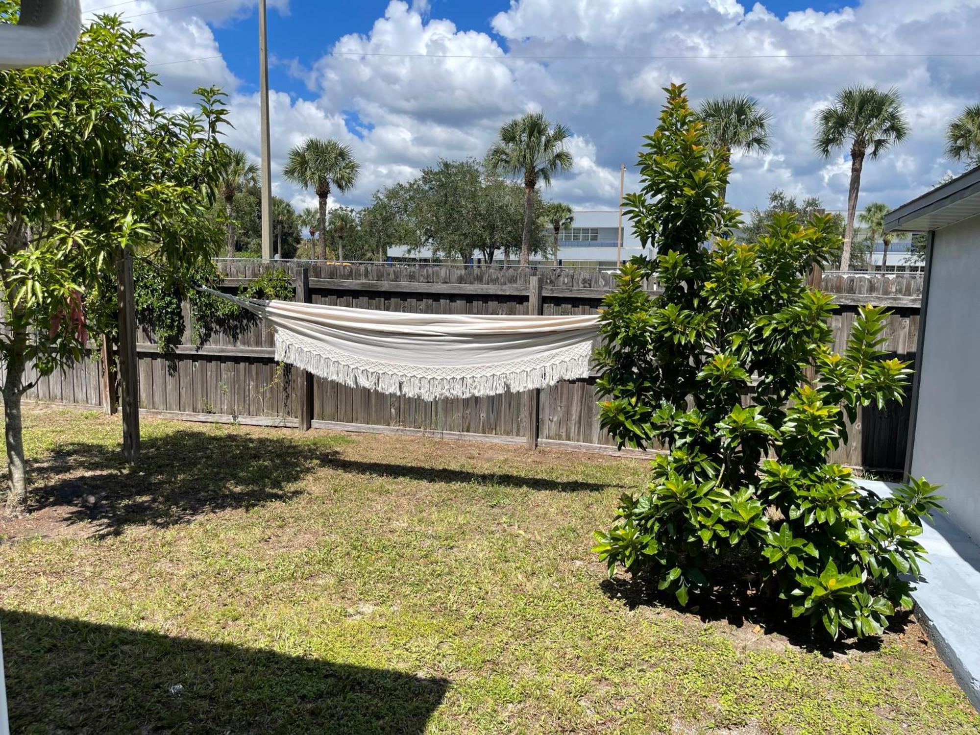 Cozy 3 Bedroom Home Close To Everything In Tampa! المظهر الخارجي الصورة